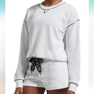 NWT KENDALL + KYLIE Women's Oversized Long Sleeve Cropped Tee XL